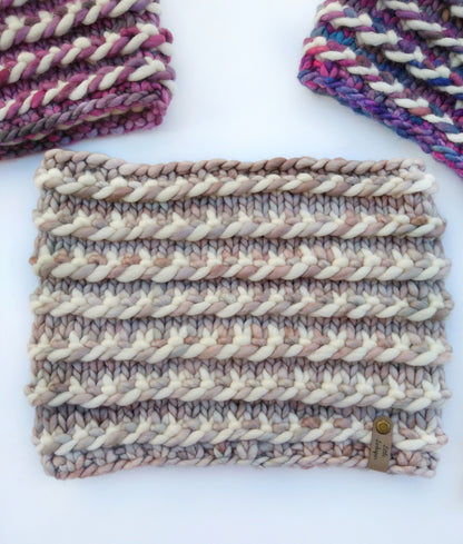 Twisted Candy Cowl Pattern