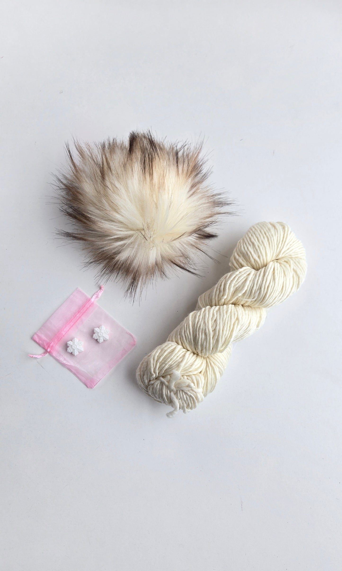 MECHA Yarn + Pom Kit: Natural