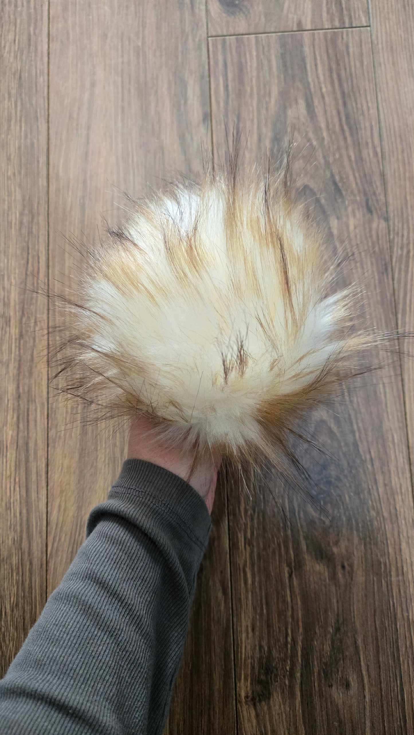 Latte - Pom Pom by Sugar Maple Fibers