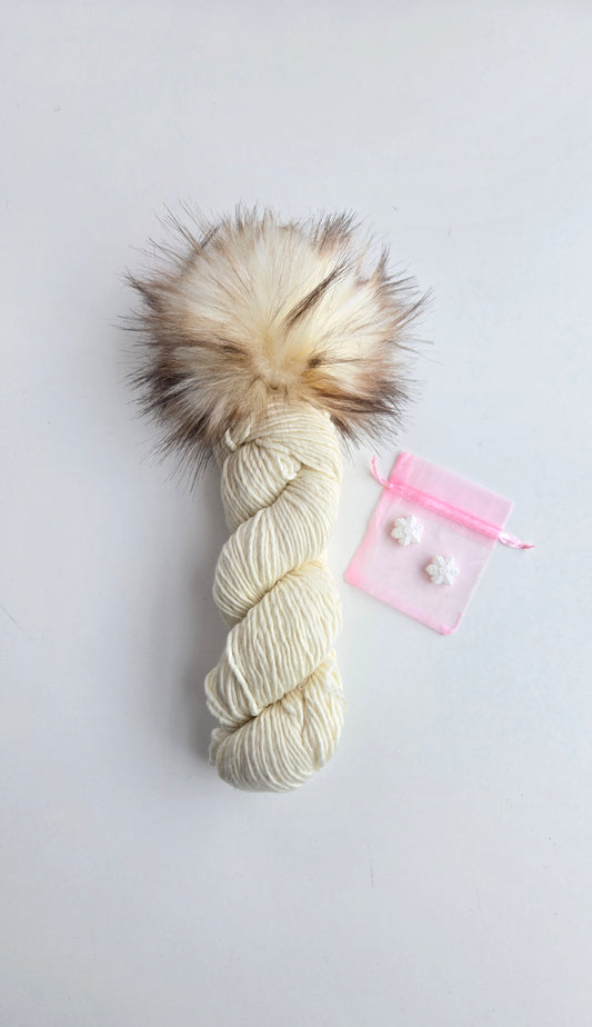 MECHA Yarn + Pom Kit: Natural