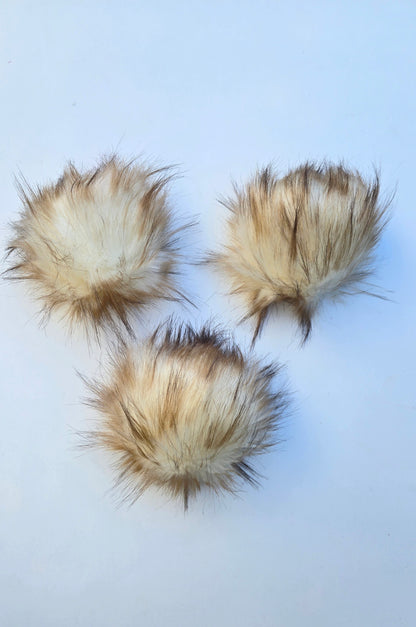 Latte - Pom Pom by Sugar Maple Fibers