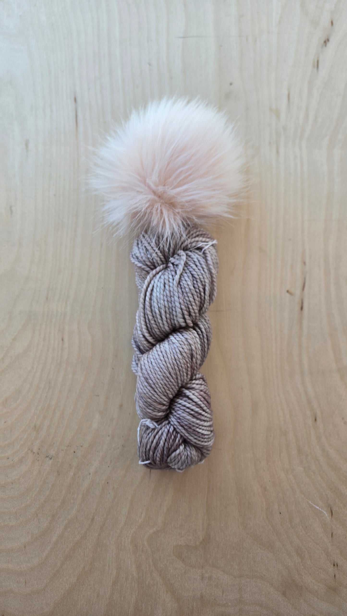 VIENTOS Yarn + Pom Kit: Whole Grain