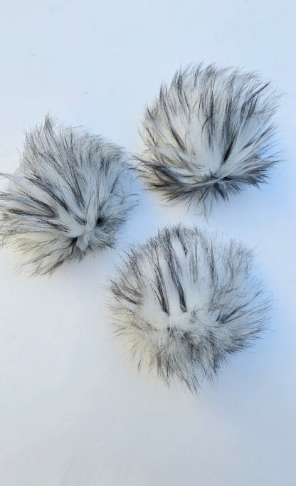 Zebra Cakes- Pom Pom by Sugar Maple Fibers