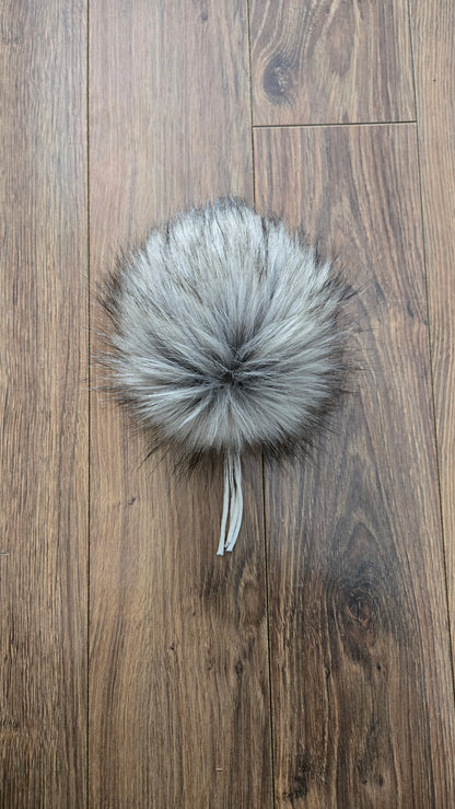 Toasted Coconut - Pom Pom by Sugar Maple Fibers