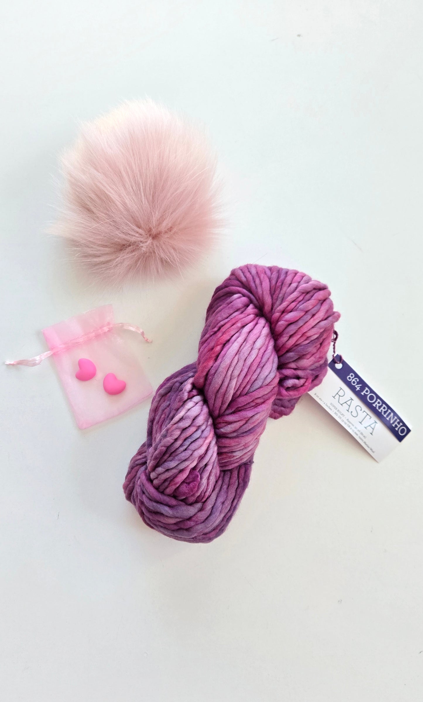 Valentine's Yarn + Pom Kit 🩷:  Blush Pink Pom + Porrinho Rasta